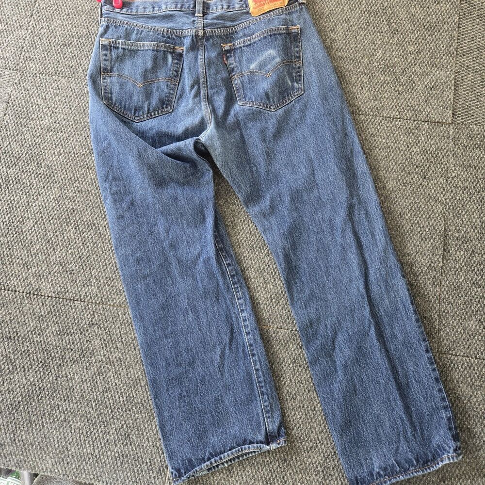 Levi's 501 Original Fit Jeans Mens 36x30 Blue Denim Button Fly Straight Leg - Picture 2 of 9